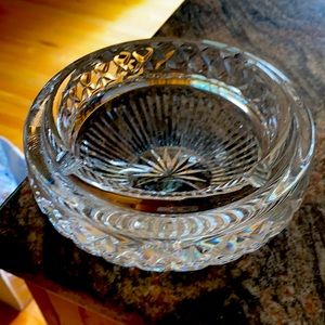 Crystal ash tray